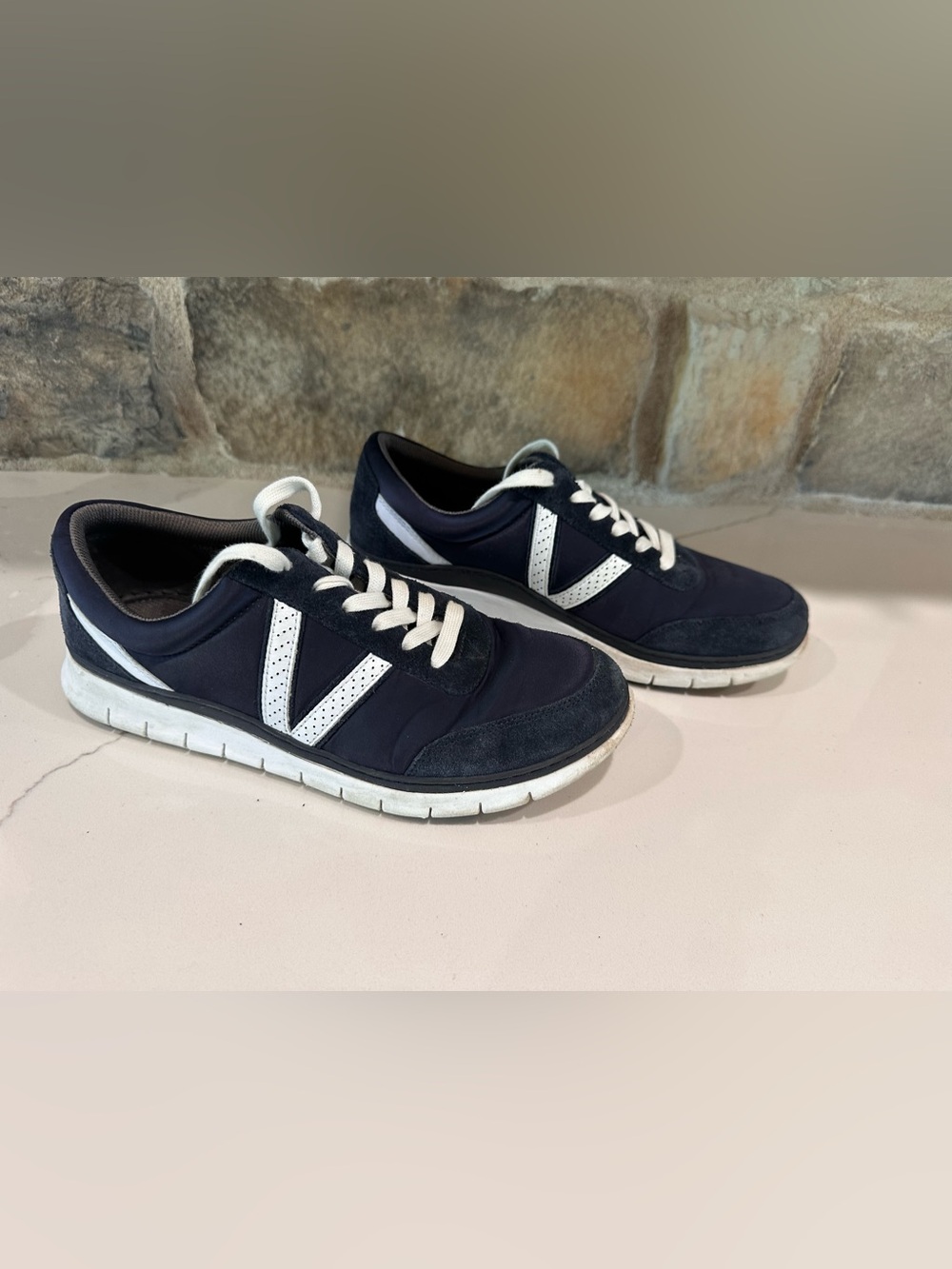 Vionic Fresh Nana Sneaker Lace Up Trainer Satin, Suede Navy Blue sz 8